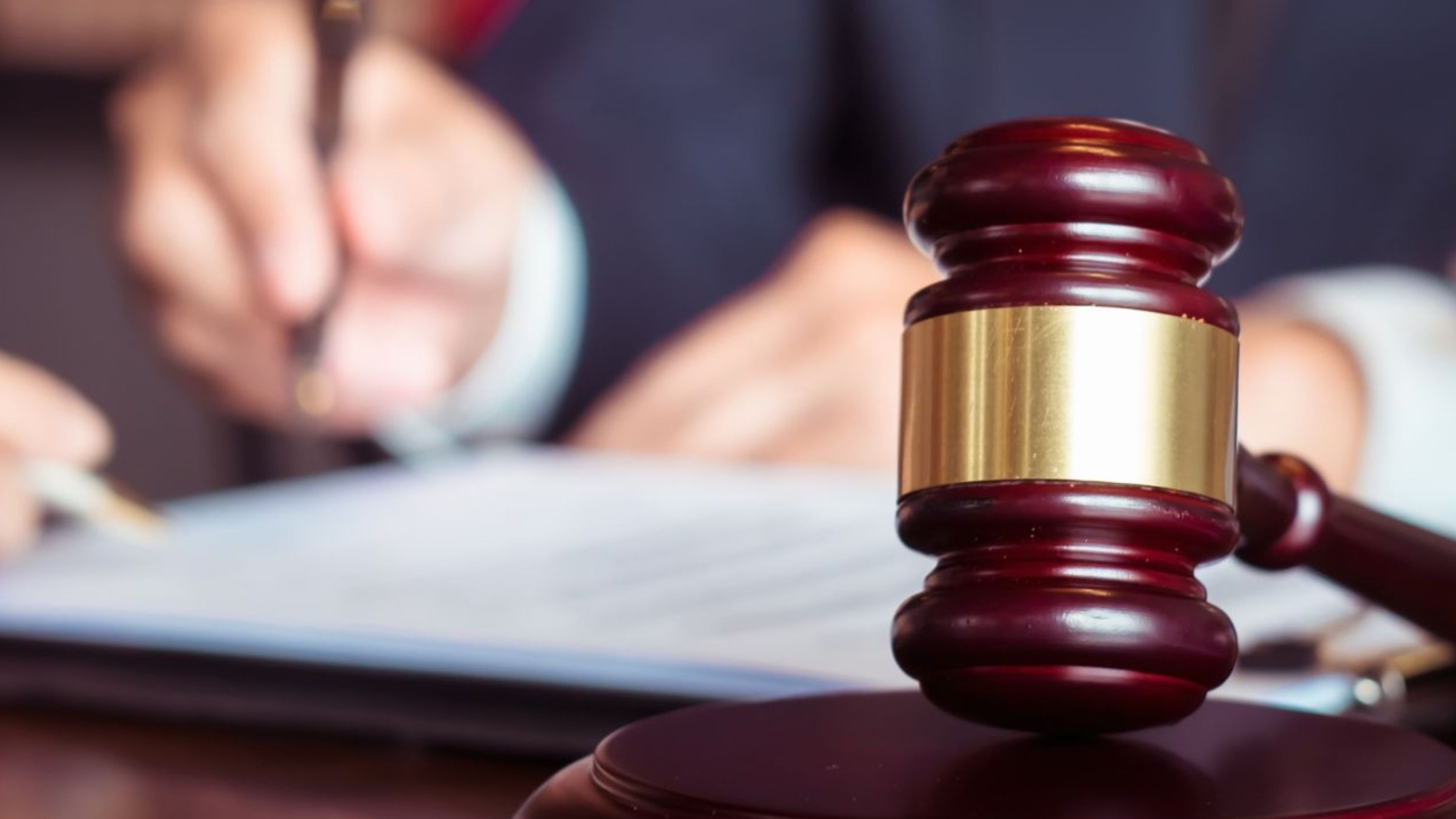 Immigration Detention Lawyer on Long Island